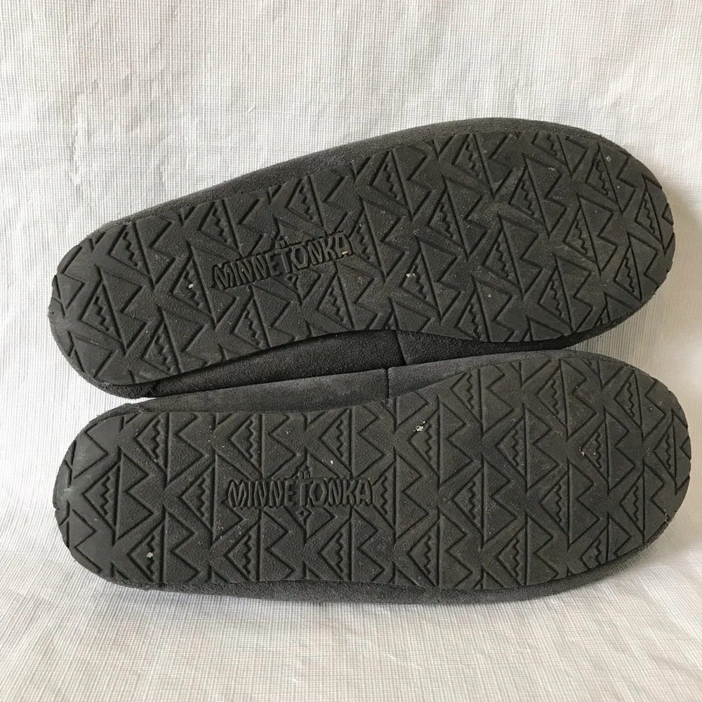 Minnetonka Moccasin Leather Faux Fur Slippers